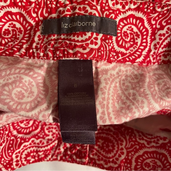 Liz Claiborne Womens Bermuda Cargo Red White Paisley Shorts Size 6 - Picture 10 of 10